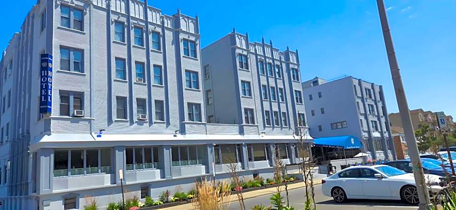 Long Beach Hotel