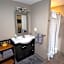 Dodici Night Suites
