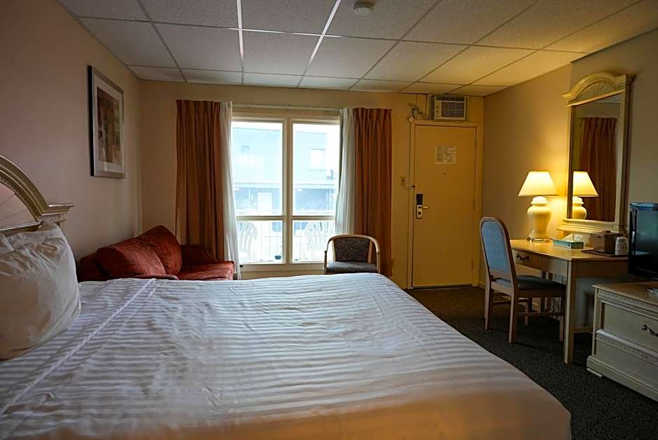 Travelodge by Wyndham Niagara Falls at the Falls