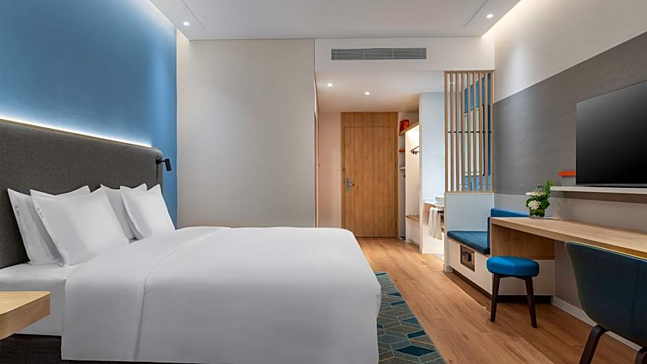 Holiday Inn Express Dalian Golden Pebble Beach By IHG