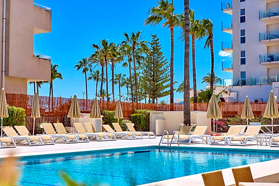 Universal Hotel Bikini