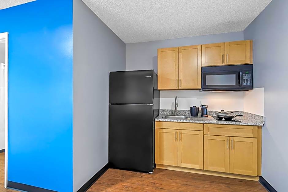 Suburban Studios Stuart near Federal Hwy 1