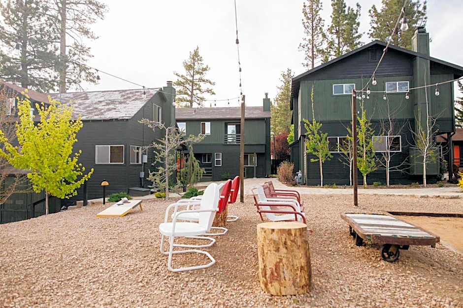 Noon Lodge