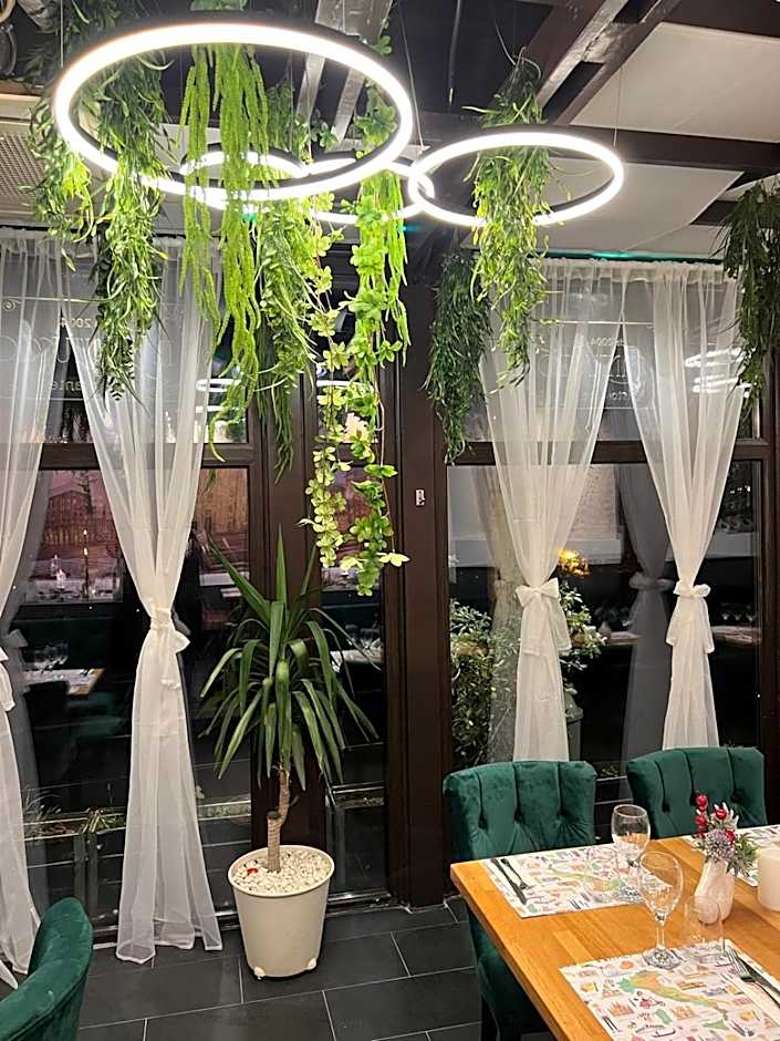 Hotel Les Jardins Carol