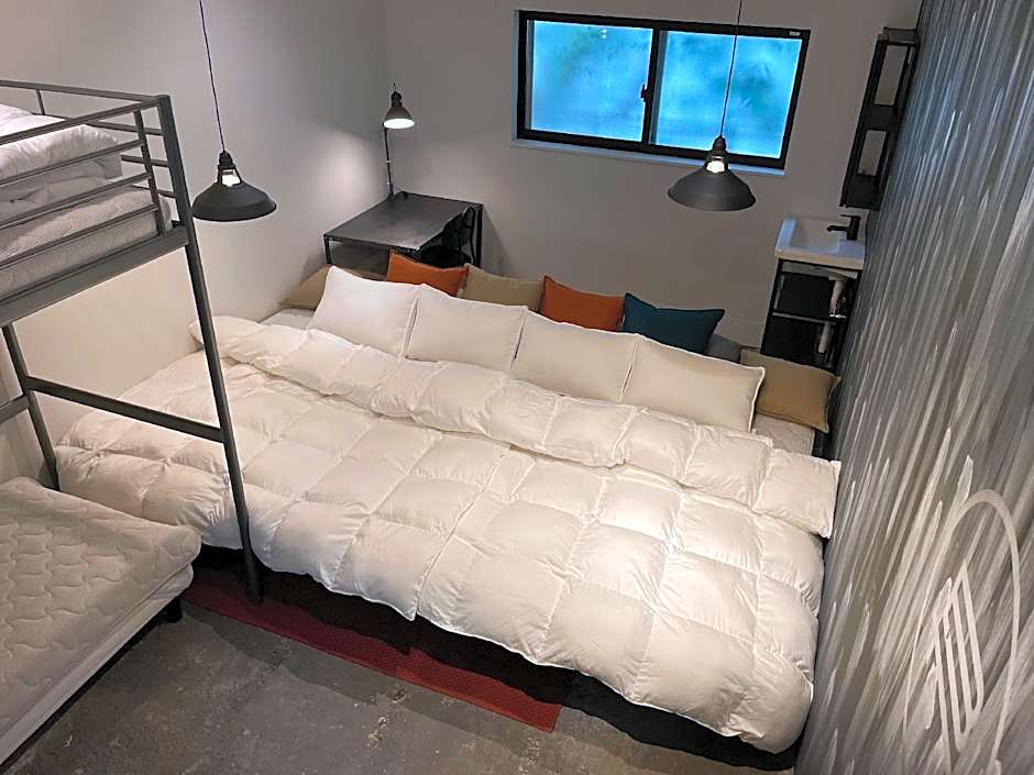 BENCH hostel & 3rd place