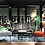 Ruby Claire Hotel Geneva Rooms