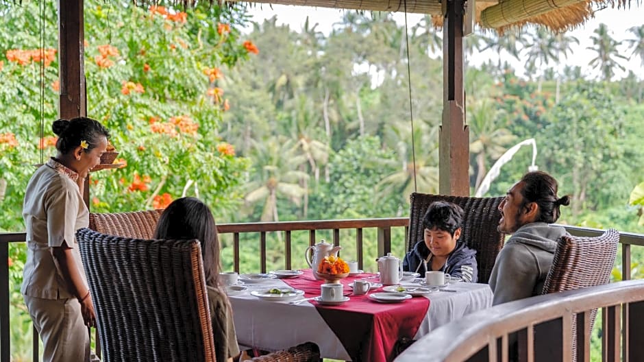 Natura Resort and Spa