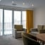 Leo Suites