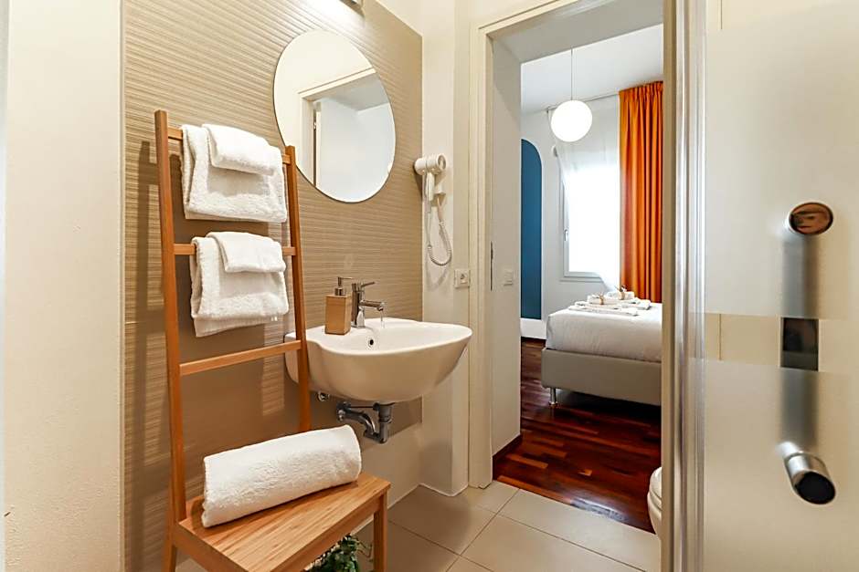 B&B Qaral