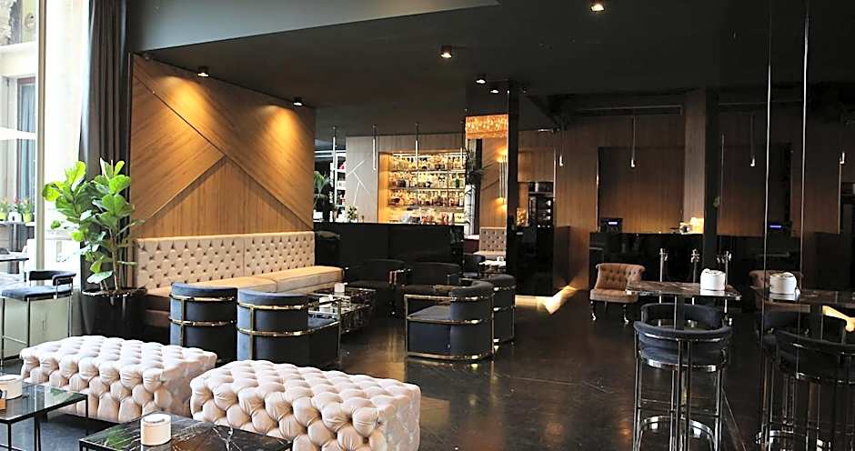 The Glamore Milano Duomo