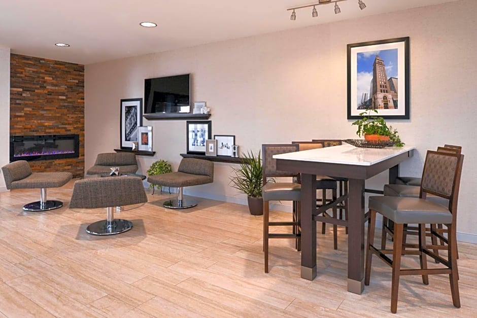 Hampton Inn By Hilton & Suites Denver-Speer Boulevard
