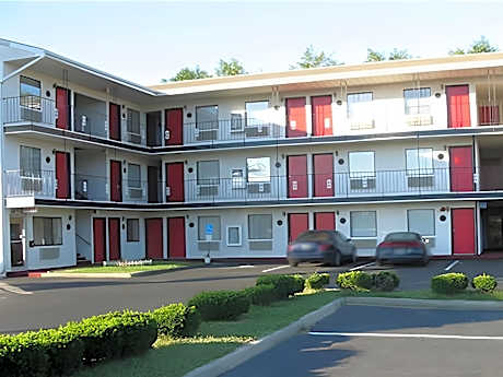 Red Carpet Inn Williamstown