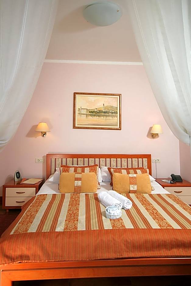 Hotel Trogir