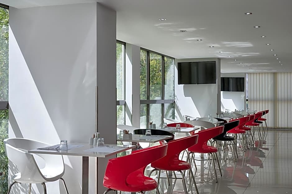 Breeze Boutique Athens