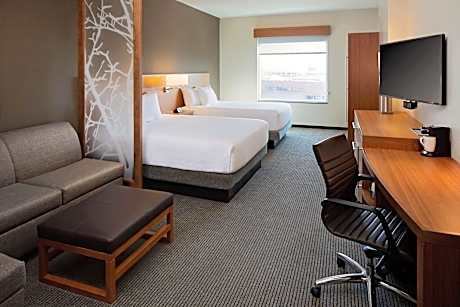 Queen Room with Two Queen Beds and Sofa Bed