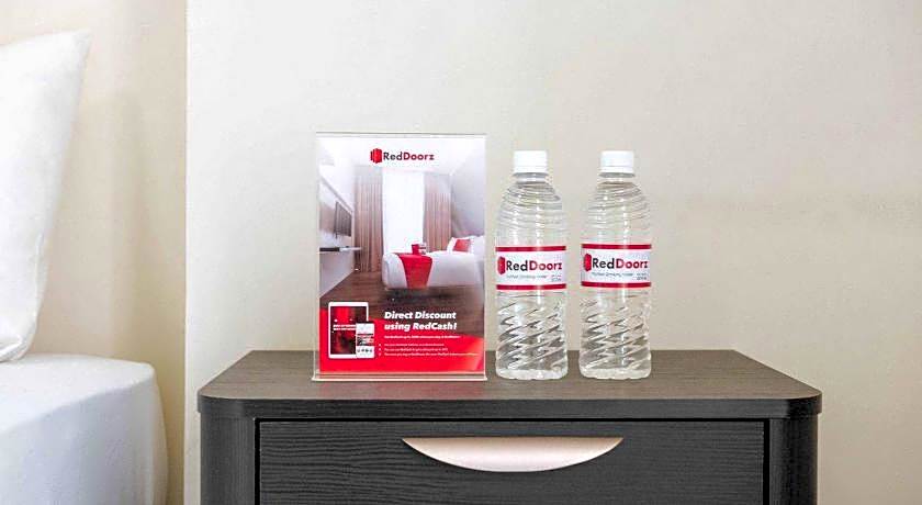 RedDoorz Plus @ Jalan Letda Sujono Medan 2