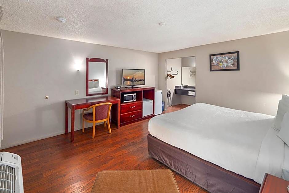 Inn at Lake Washington By OYO I-405