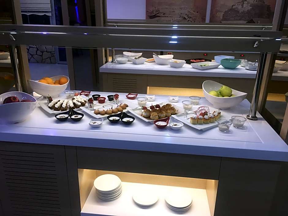 Miray Hotel