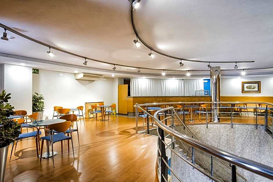 Hotel Alda Castelao