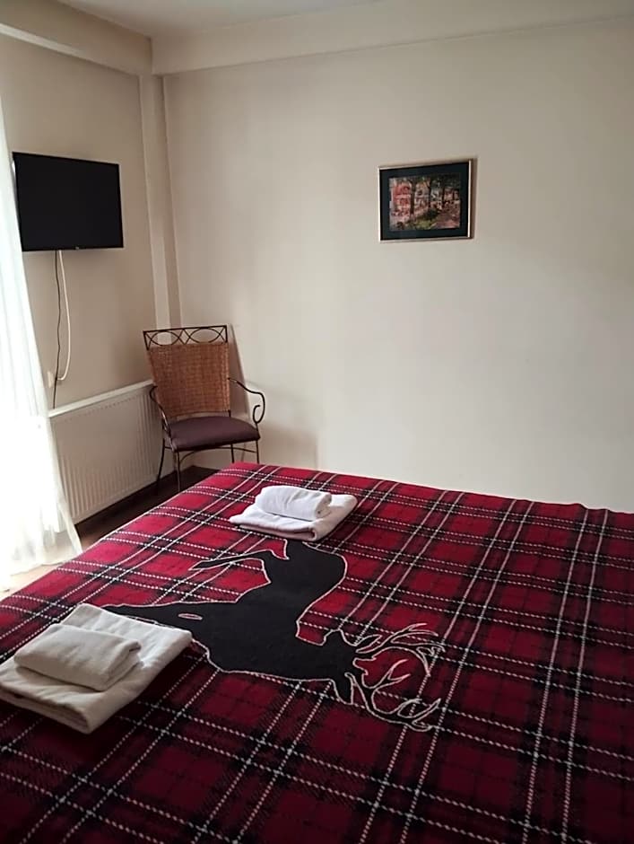 Photo 1 of 5 of Budget 2 Beds