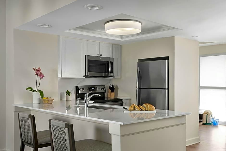 Marriott's Harbour Point And Sunset Pointe At Shelter Cove