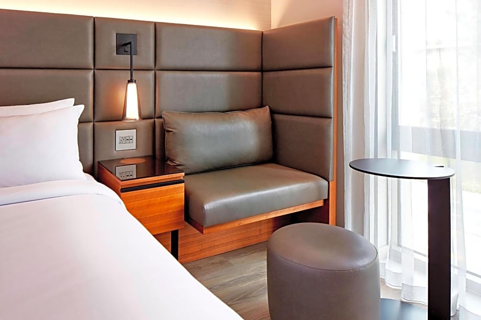 AC Hotel by Marriott Sunnyvale Cupertino
