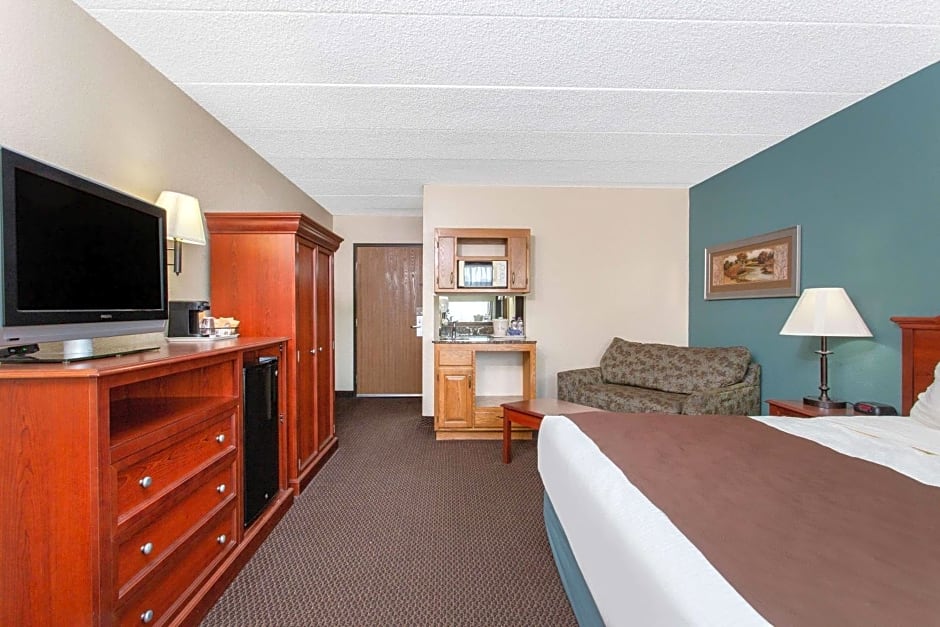 AmericInn by Wyndham Chippewa Falls