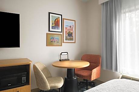Room with Two Queen Beds - Non-Smoking