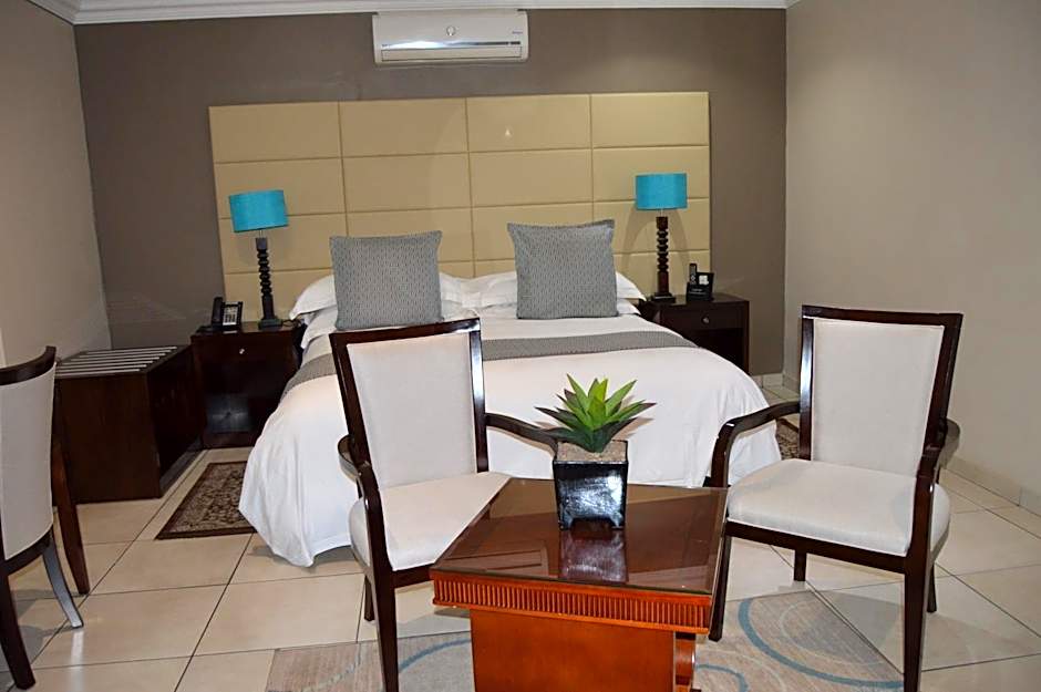 Lakeview Boutique Hotel & Conference Center