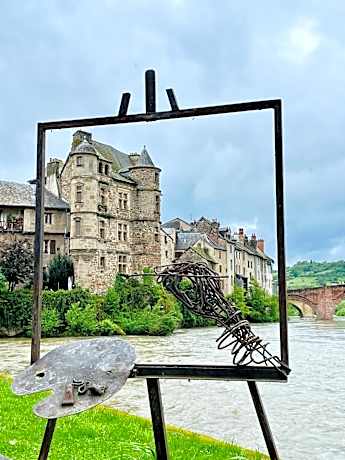 Appart'Hôtel - Au Vieux Palais