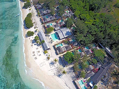 AVIA Villa Resort