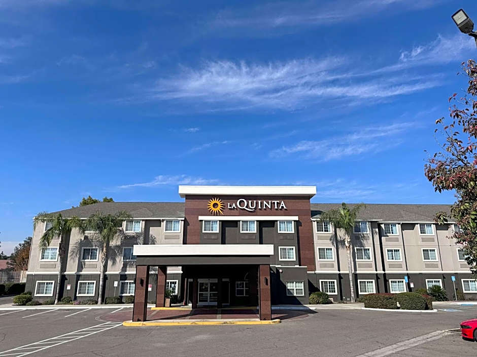 La Quinta Inn & Suites by Wyndham Tulare