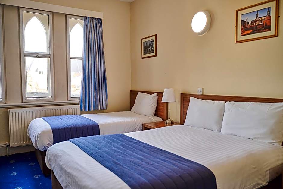 Discovery Inn - Leeds