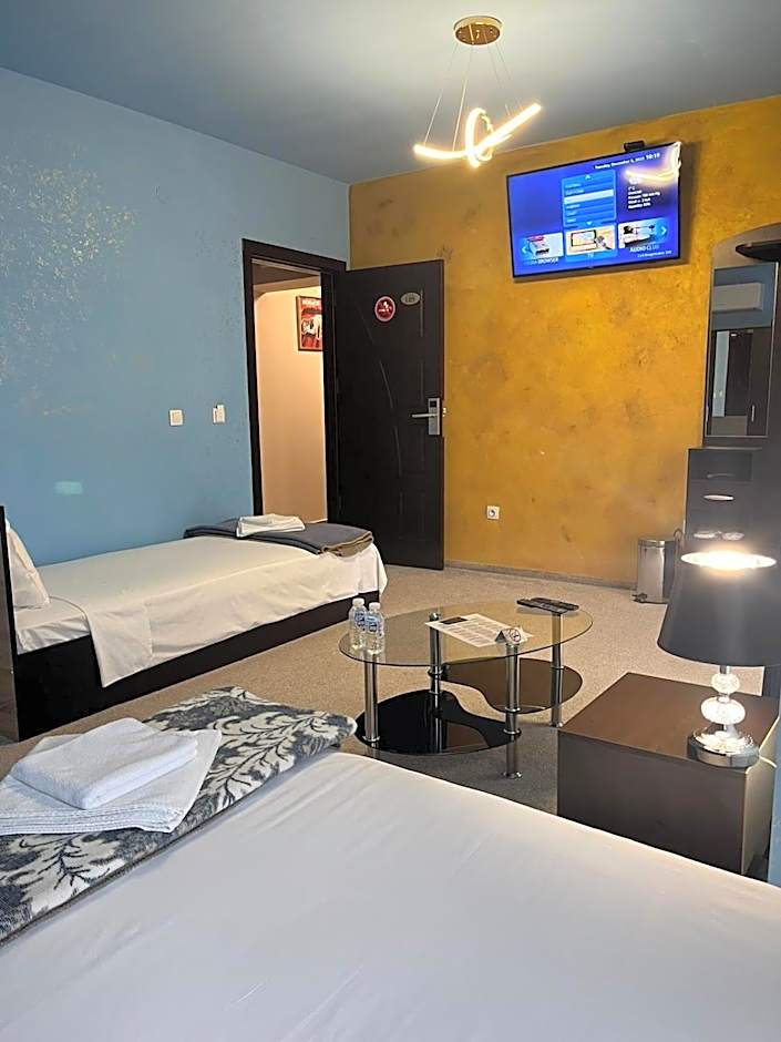 Complex MONACO HOTEL & CASINO