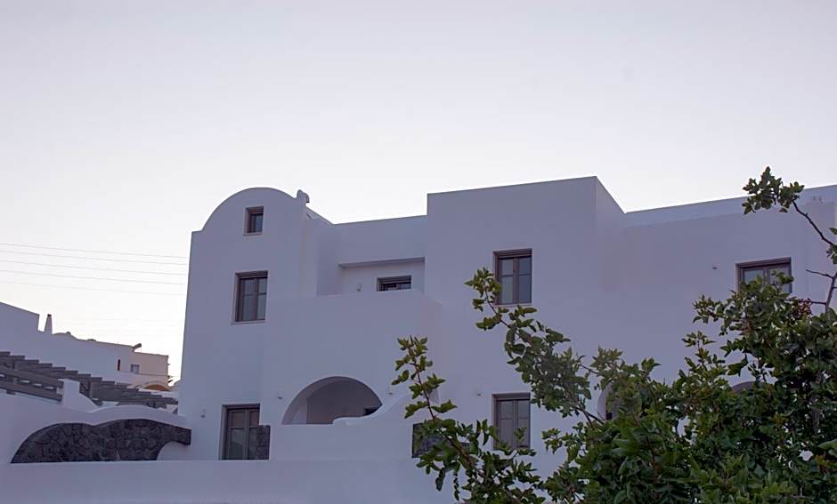 Amphitrite Suites Santorini