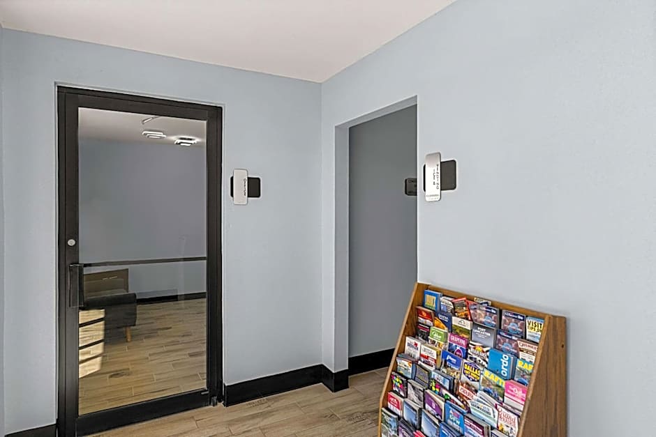 Rodeway Inn Midland South