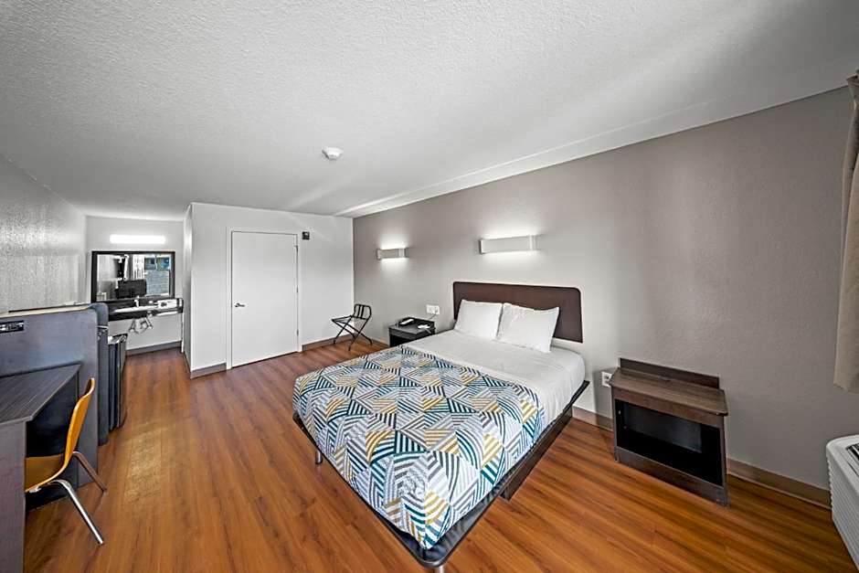 Motel 6-Moultrie, GA