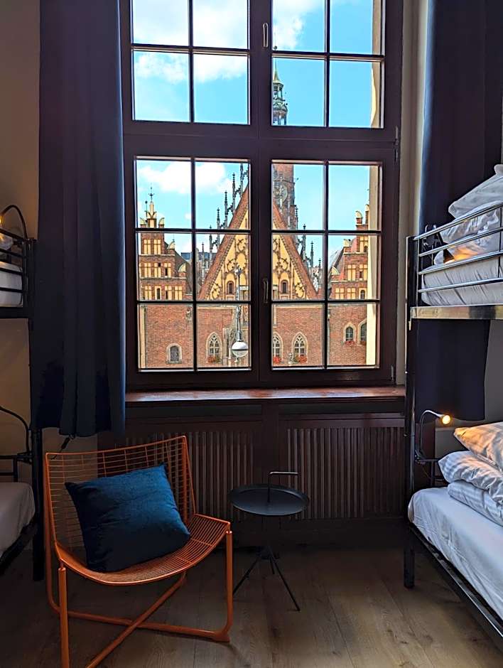 RYNEK 30 Hostel