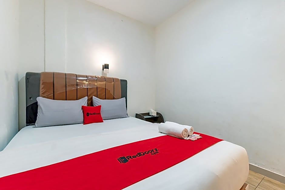 RedDoorz Syariah near KBC Batam Centre