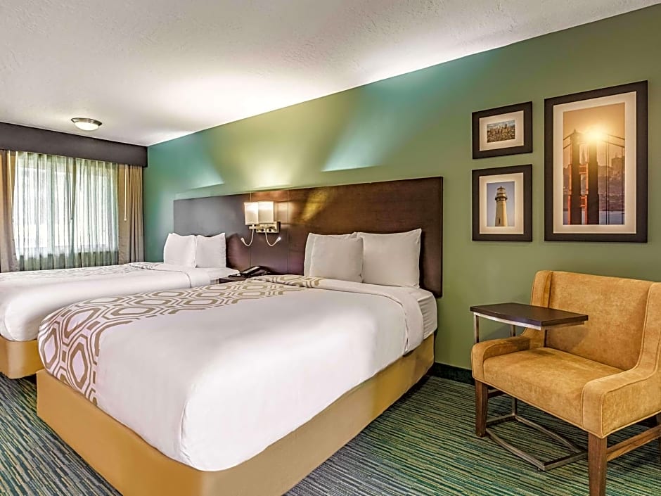 La Quinta Inn & Suites by Wyndham San Francisco Airport West