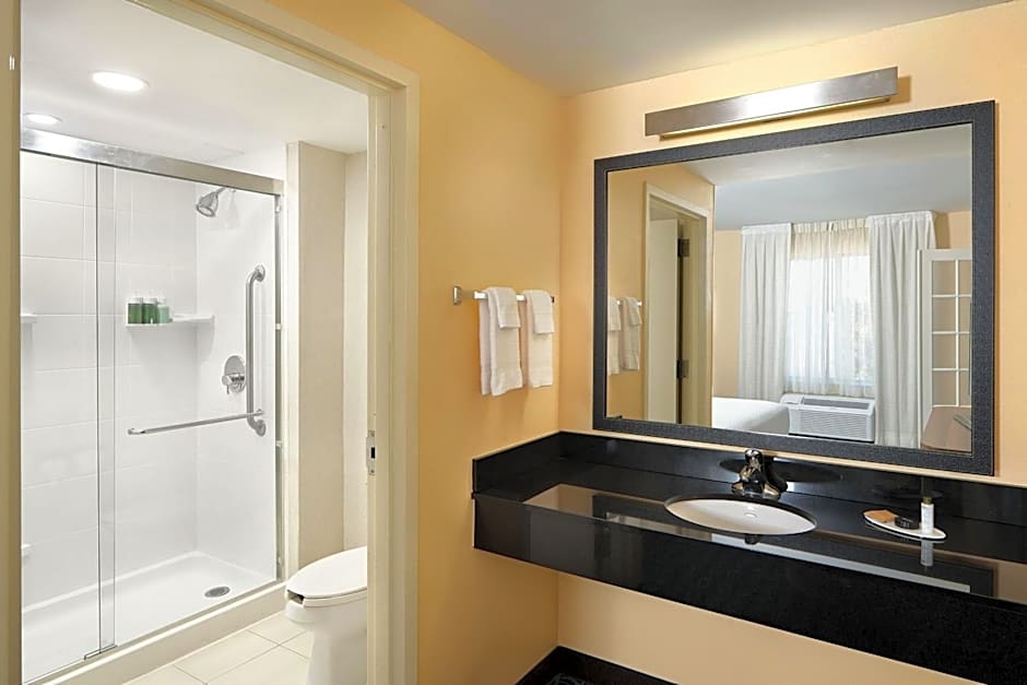 Fairfield Inn & Suites by Marriott Raleigh-Durham Airport/Research Triangle 