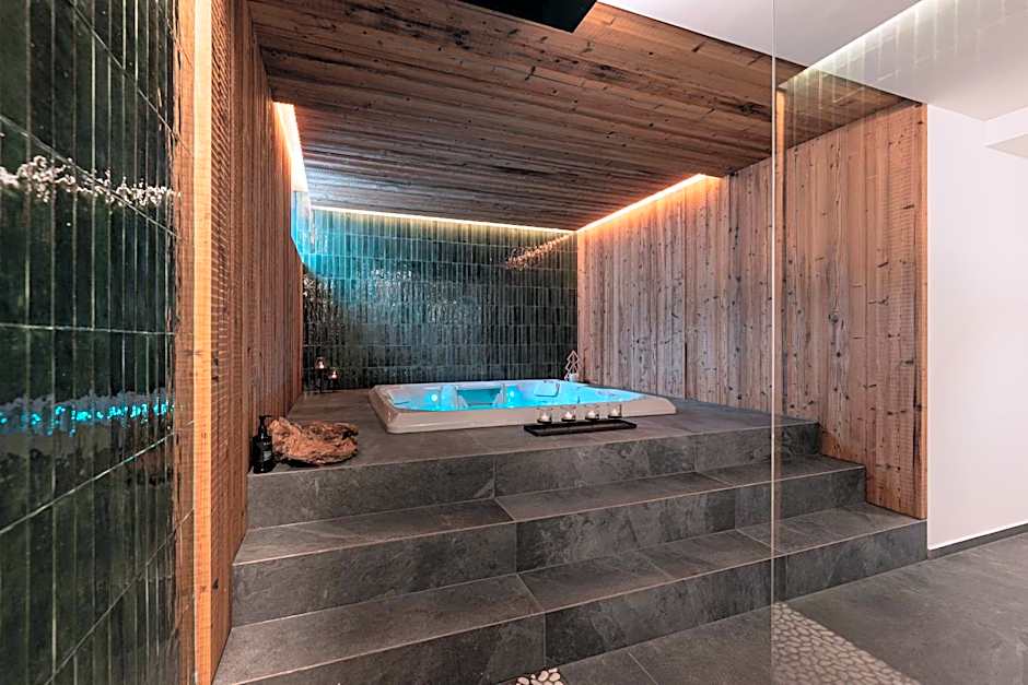Hotel alle Rose Family inspired garden and SPA
