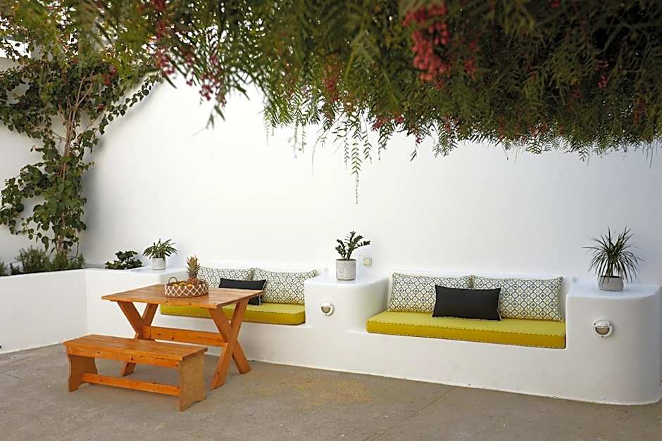 Athiri Santorini Hotel