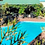 Commodore Court Motel