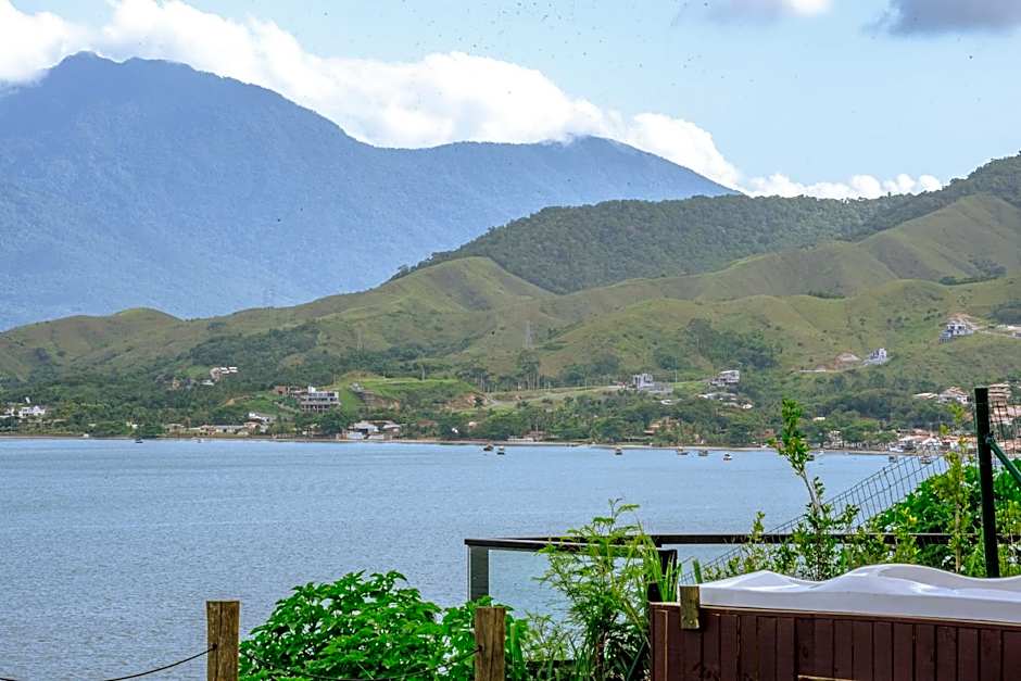 Casa na costeira com vista para o mar