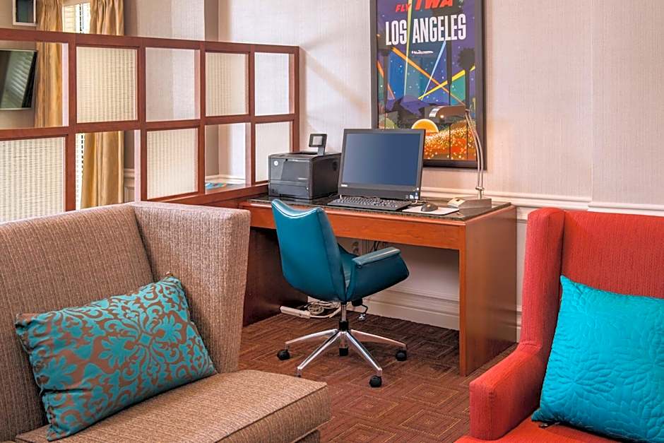 Residence Inn by Marriott Dulles Airport At Dulles 28 Centre