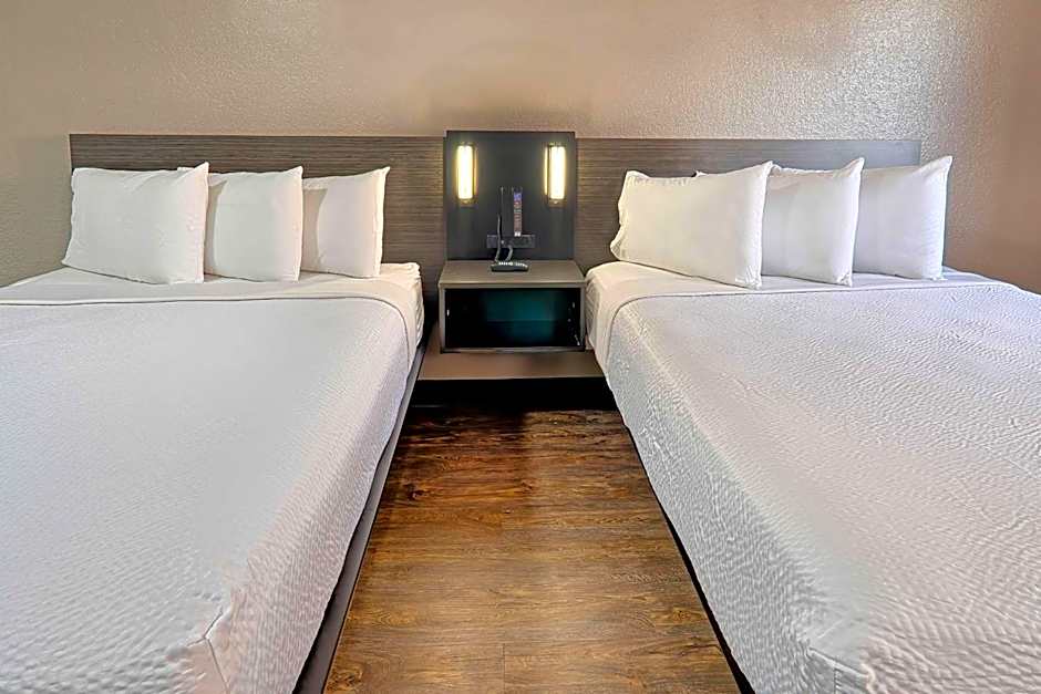 Motel 6-Lancaster, CA