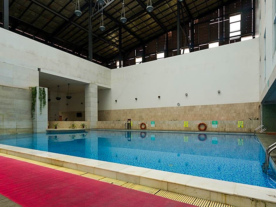 Baiyun Int'L Convention Centre Hotel