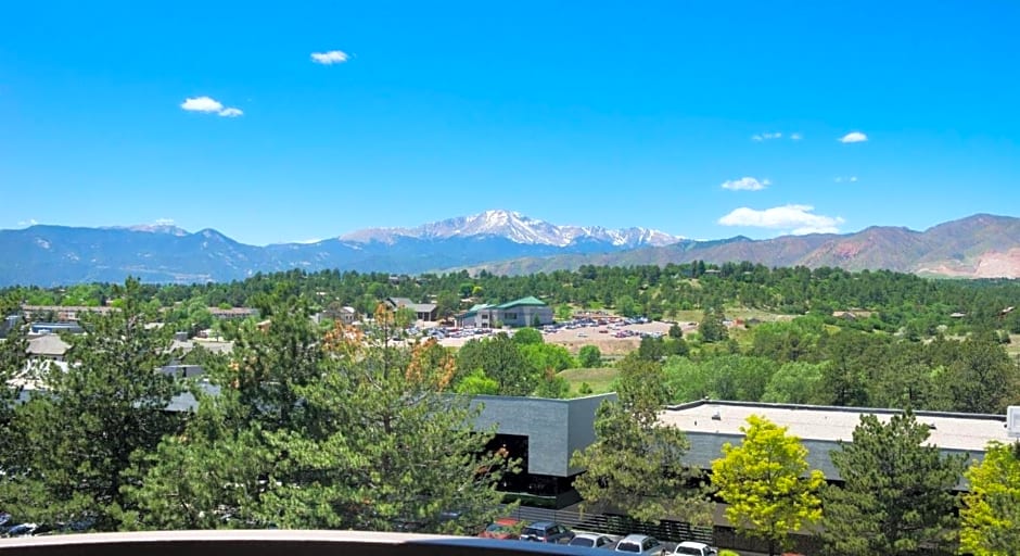Embassy Suites by Hilton Colorado Springs