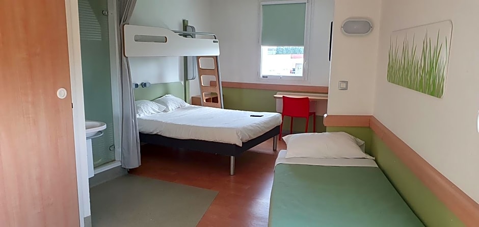 Ibis Budget Roanne Hotel
